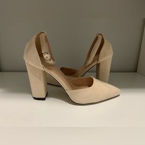 Women’s (7.5) Shein, nude 4in suede ankle strap heels